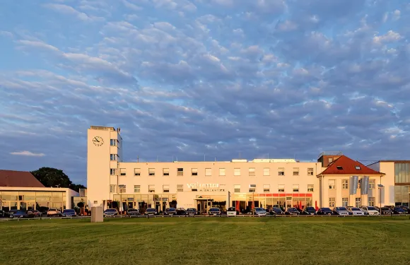 經典摩託世界地區斯圖加特V8酒店