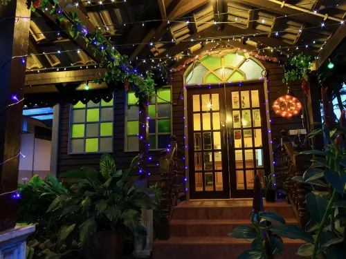Six Villa Inn