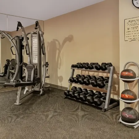 La Quinta Inn & Suites by Wyndham Detroit Metro Airport