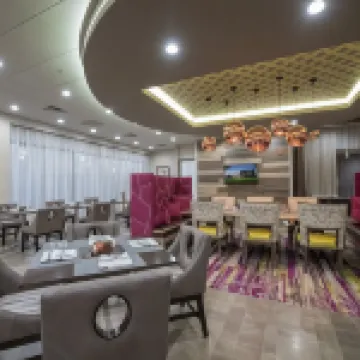 DoubleTree by Hilton Winston Salem - University