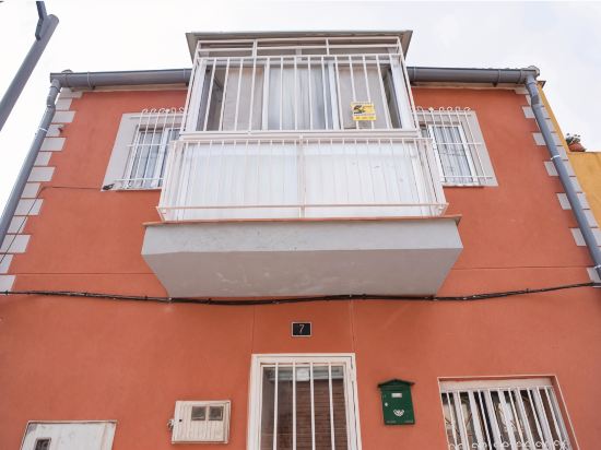 Independent Six Room House / Casa 6 Habitaciones