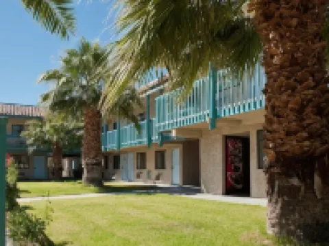 デイズ イン & スイーツ バイ ウィンダム ニードルズ ニードルズのホテル