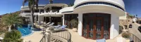 6-bedroom house in the Exclusive Pedregal Cabo. Wi-Fi and full gym, sleeps 12