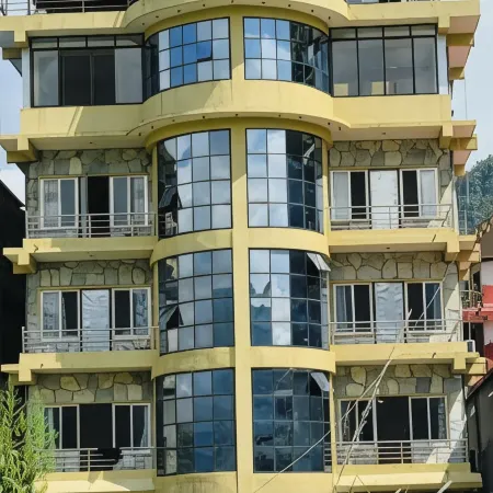 Hotel August International