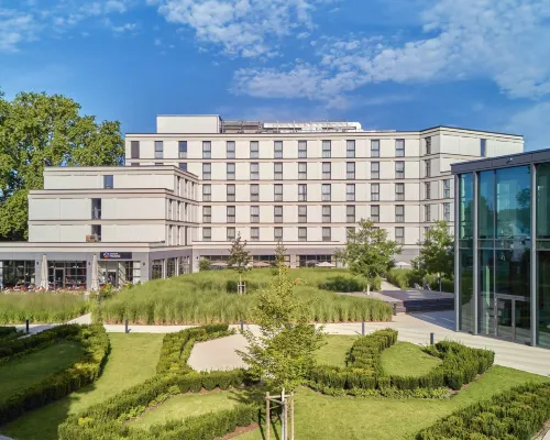 Dorint Parkhotel Frankfurt/Bad Vilbel Hotels near Harheim