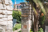 Le Clos des Sternes Hotels in La Flotte