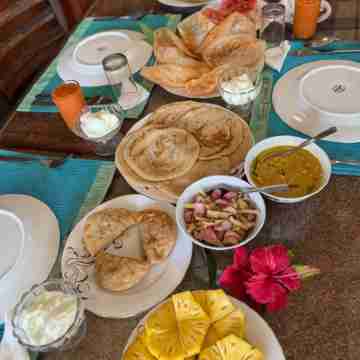 Priya Homestay Kandalama Dining/Meeting Rooms