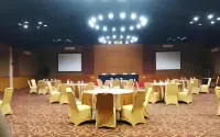 Sare Hotel Yogyakarta (Muslim Friendly) - 朝食
