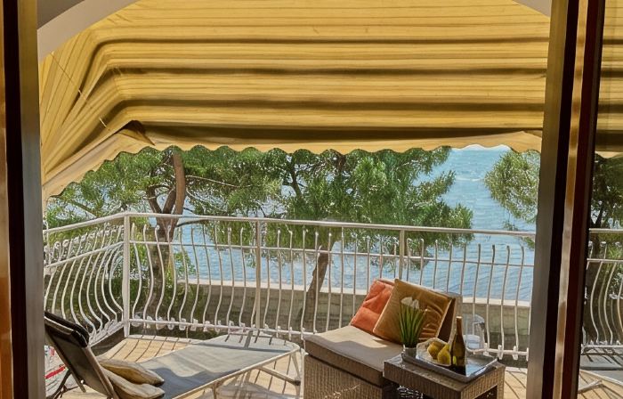 BeachfrontGrado Seaview Apartment & Parking Costa Azzurra