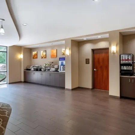Comfort Suites