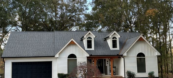 Escape the noise; waterfront home on quiet cove; fenced yard; updated; low rates Hotels in Putnam County