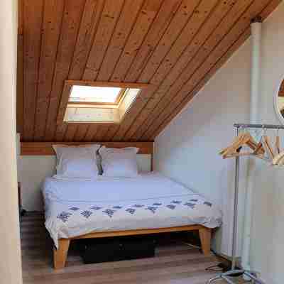 Geneva Cologny les pins Rooms