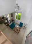 Le Laurier Blanc is 10 minutes from Parc Caillebotte, with its terrace for aperitifs. - Homestays