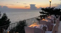 Hotel Riviera & Maximilian's