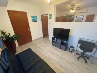 Casita Reina #2 Renovated, close to beach, private patio, 2 mi to airport - 2 星級