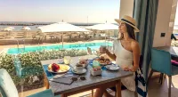 You & Me Beach Hotel - breakfast
