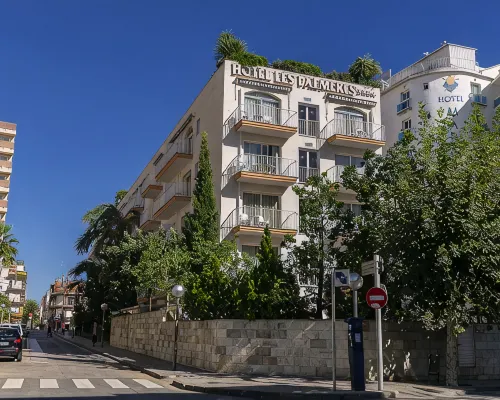 Hotel Dwo les Palmeres Hotels in Calella