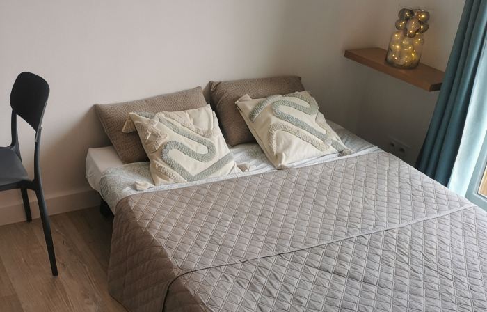 Cosy studio near the Gulf of Juan sea.