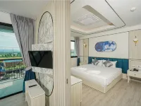 Poolrada Boutique Hotel Hotels near Wat Prathong