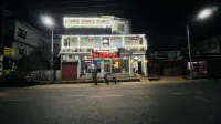 Hotel Travellers Inn