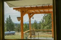 Entire Home with 180 degree Mountain Views of the Bitterroot - Mountain view