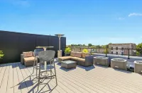 Luxury 3 Bedroom Villa with Private Rooftop - Villas
