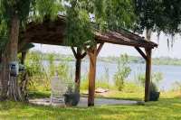 Charming bungalow in beautiful Punta Gorda! - 3-Star
