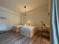 HomeStay LB - 2 stelle