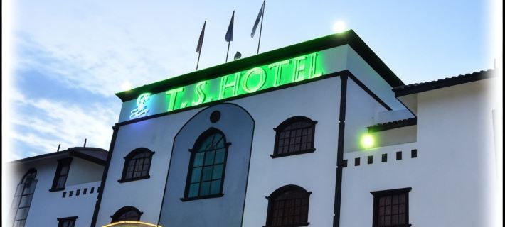 TS Hotel - Taman Rinting Hotels in Masai