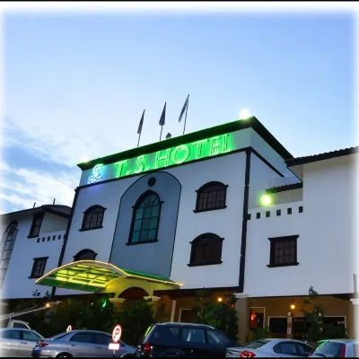 TS Hotel - Taman Rinting Hôtels à proximité de : Centre commercial Mydin
