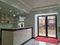 Fengcheng Juxiange Hot Spring Homestay
