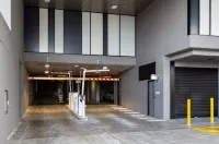 Essence Suites Taringa