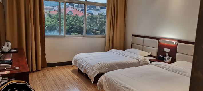 New  Century  Hotel Hotels in Pingxiang