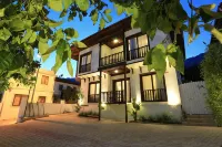 Alp Suites Mandalin - 4-Star