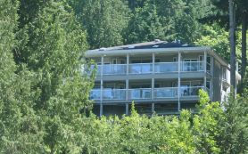 Madeira Park Oceanview Suites