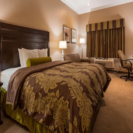 Best Western Plus Route 66 Glendora Inn