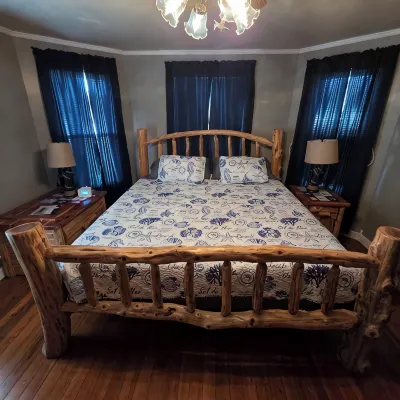 Charming 3-bedroom house in tranquil Oraville minutes from  Kinkaid Lake. - 2-Star