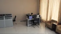 Hengshengxing Desert Hotel - Business