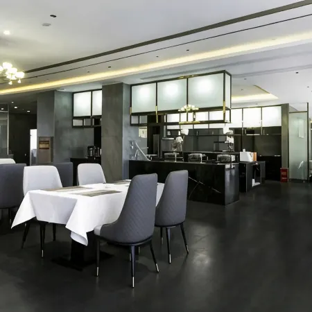 Shenzhou Mingzhu Hotel