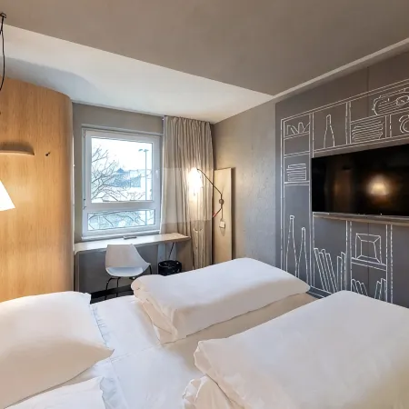 B&B HOTEL Wuppertal-City