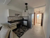 Light & Airy Family apartment with private pools & excellent local beaches - 民泊
