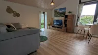 2 room apartment touring view at the Kaiserberge motorcycle / bicycle garage - 公寓