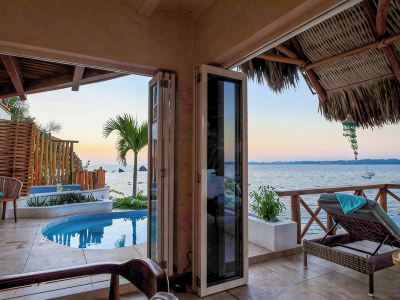 Right in front of the sea! Maguey House