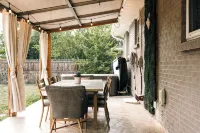 Cozy 4-Bedroom National Park Themed House with Gym + Hot Tub in Arvada