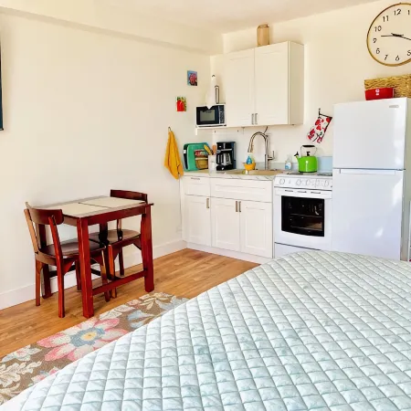 Hilo Haven w/ Pool, A/C & Wi-Fi