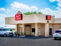 Econo Lodge Inn & Suites Hotels in Newton