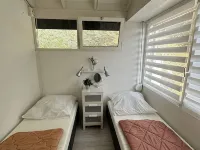 Lake Garda Tignale vacation home bungalow with pool and lake view Hotels in Tignale