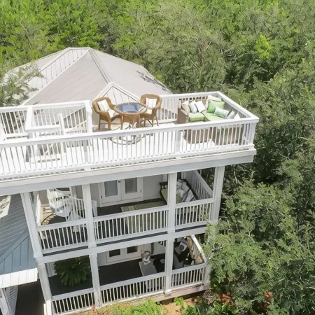SeaStar - Gulf View from Roof Deck, Private Beach Access, Huge Pool/Hot Tub