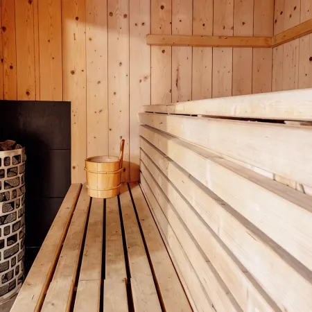Superb 16/18 person apartment with sauna, at the foot of the chairlift, WiFi, table soccer