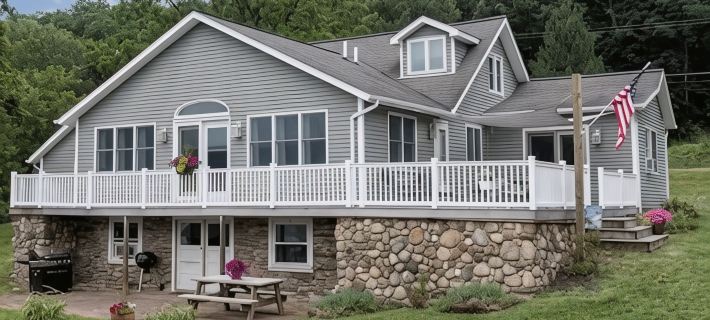 Keuka East: Spacious & Comfy Hotels in Yates County